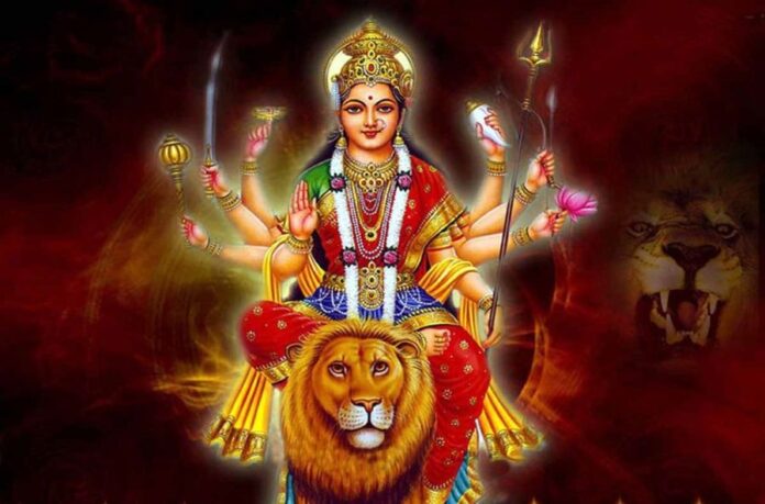 Durga Saptashati: દુર્ગા સપ્તશતીના પાઠ દરમિયાન કરવામાં આવેલી આ ભૂલો મોંઘી સાબિત થઈ શકે છે, જાણો સાચા નિયમો