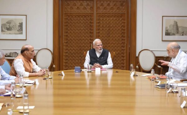 પહલગામમાં 22 એપ્રિલે આતંકી હુમલા પછી ભારતે પાકિસ્તાન સામે યુદ્ધ #bharat #pahalgam #india #pakistan #indopaktension #indopakwar