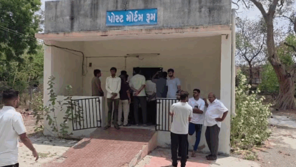 મોટો ધડાકો જયરાજસિંહના સમર્થકની સુસાઇડ નોટમાં રિબડાના અનિરુદ્ધસિંહ જાડેજા અને તેમના પુત્ર રાજદીપસિંહ જાડેજા #jayrajsinhjadeda #ribda #aniruddhsinhjadeja #rajdeepsinhjadeja
