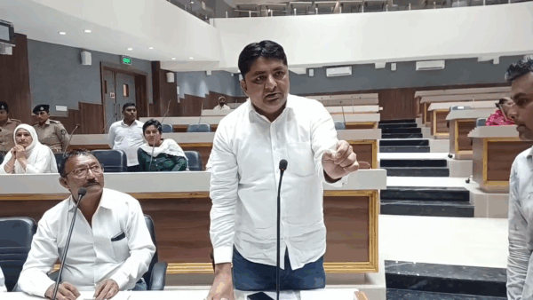 જામનગર મહાનગરપાલિકાના સામાન્ય બોર્ડની સભા વિવાદોથી ભરેલી #jamnagar #mahanagarpalika #samanyaboard