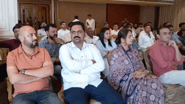 પાટીદાર ચિંતન શિબિર ઉગ્ર વિવાદ મંચ બન્યો #patidar #patidaranamat #shantilalsojitra #pass #jayeshpatel
