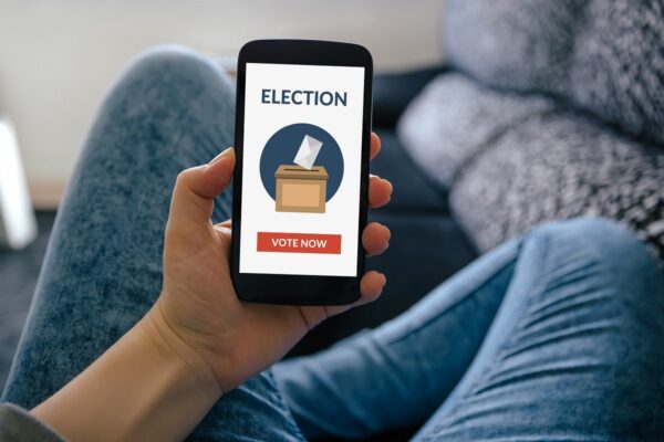 મોબાઈલ-વેબસાઈટથી મતદાનનો નવતર પ્રયોગ #electionvoting #onlinevoting #mobilevote #websitevote