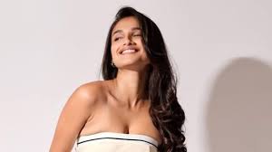 Kashish Kapoor