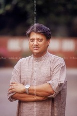 Leaders Lost in the Sky