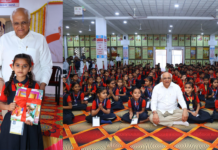 CM Bhupendra Patel:”દાદા, તમે આવશો ને?” — નાનકડી સામ્યાના નિર્દોષ સવાલ પર મુખ્યમંત્રીએ પાળ્યું વચન, બનાસકાંઠાની શાળામાં સર્જાયા ભાવુક દ્રશ્યો Bhupendra Patel