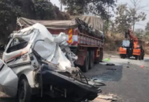 Tragedy in Kaprada: કપરાડાના ‘ડેથ ઝોન’ કુંભઘાટ પર કાળમુખો અકસ્માત, ઈકો કારનો કચડઘાણ નીકળતા એક જ પરિવારના 5નાં મોત Tragedy in Kaprada