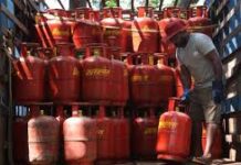 LPG Crisis Over:કોમર્શિયલ LPGના પ્રતિબંધ બાદ મોટી રાહત: 5 દિવસ પછી સપ્લાય શરૂ, હોર્મુઝ રૂટ પર ફસાયેલા ભારતીય જહાજો ગુજરાત આવવા રવાના LPG Crisis