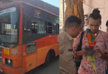 Chaos in Gujarat ST Bus: ST બસમાં કિન્નરનો આતંક, પૈસા બાબતે મુસાફરોને જાહેરમાં માર માર્યો; બસ પોલીસ મથકે પહોંચી Chaos in Gujarat ST Bus