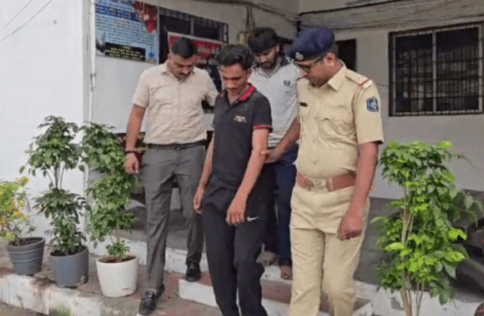 Digital Honeytrap Digital Honeytrap