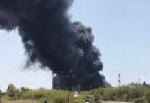 Fire Fury in Bharuch: ઝઘડિયા GIDC ધણધણી, મેટ્રોપોલિટન એક્ઝીચેમ કંપનીમાં પ્રચંડ બ્લાસ્ટ બાદ ભીષણ આગ, 10થી વધુ કામદારો ગંભીર રીતે દાઝ્યા Fire Fury in Bharuch