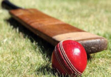 Betting Raid in Vadodara: અલકાપુરીમાં IPL મેચ પર પ્રોજેક્ટર લગાવી સટ્ટો રમતું નેટવર્ક ઝડપાયું, 5 શખ્સોની ધરપકડ Betting Raid in Vadodara