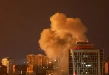Russia’s Deadly Assault on Ukraine: રશિયાનો યુક્રેન પર પ્રલયકારી હુમલો, આખી રાતમાં 690 એટેક, પરમાણુ ક્ષમતા ધરાવતી ‘ઓરેશ્નિક’ મિસાઈલ છોડાતાં હાહાકાર Russia’s Deadly Assault on Ukraine