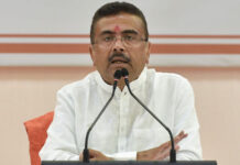 Vande Mataram Insult To Face 3 Years Jail: પશ્ચિમ બંગાળમાં મોટો નિર્ણય તમામ મદરેસાઓમાં ‘વંદે માતરમ્’ ફરજિયાત, શુભેન્દુ સરકારનો ઐતિહાસિક આદેશ Vande Mataram Insult To Face 3 Years Jail