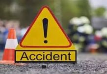 Ahmedabad Hit-and-Run Horror: અમદાવાદમાં હીટ એન્ડ રન, દસક્રોઈમાં કાળમુખા ટેમ્પોએ સાડા ત્રણ વર્ષના માસૂમને કચડ્યો, 3 હોસ્પિટલો બદલવા છતાં જીવ ન બચ્યો Ahmedabad Hit-and-Run Horror