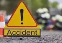 Mehsana Tragedy: મહેસાણાના વિજાપુરના મોતીપુરા પાસે એક કાર ચાલકે બાઇક-મોપેડને ફંગોળ્યા, 2 ના કમકમાટીભર્યા મોત, 8 ગંભીર રીતે ઇજાગ્રસ્ત Mehsana Tragedy