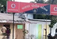 Chaos in Vasna: વાસણામાં સાયકલ ચોરીના આક્ષેપે હોબાળો; સગીરોને માર માર્યાનો આરોપ અને પોલીસ સામે કમિશનરને ફરિયાદ Chaos in Vasna