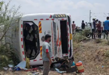 Brake Failure Suspected: ખેડાના ગળતેશ્વર નજીક ગમખ્વાર અકસ્માત સાણંદથી આવી રહેલી ખાનગી બસ પલટી, ૫૫થી વધુ મહિલાઓ અને બાળકો ઇજાગ્રસ્ત, ૨ની હાલત નાજુક Brake Failure Suspected
