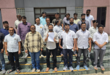 Diesel Shortage in Bharuch: ડિઝલની ગંભીર અછતને પગલે ક્વોરી અને પરિવહન ઉદ્યોગ ઠપ્પ, કલેક્ટરને અપાયું આવેદનપત્ર Diesel Shortage in Bharuch