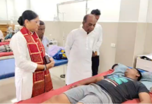 Narmada Journalist Attacked: નર્મદા પોલીસની નિષ્ક્રિયતા સામે લોકરોષ સાંસદ મનસુખ વસાવાએ LCB પોલીસ ઇન્સ્પેક્ટર ચૌધરીનો ખુલ્લો વિરોધ કર્યો, ઉગ્ર આંદોલનની ચીમકી Narmada Journalist Attacked