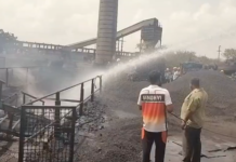 Fire Breaks Out at Private Plant Near Mithapur: દેવભૂમિ મીઠાપુર નજીક ખાનગી કંપનીના કન્વેયર બેલ્ટમાં ભીષણ આગ: ફાયર બ્રિગેડની સતર્કતાથી મોટી જાનહાનિ ટળી Fire Breaks Out at Private Plant Near Mithapur