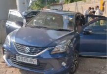 Tragedy In Ahmedabad: અમદાવાદમાં રહસ્યમય ઘટના, નવરંગપુરા પોલીસ સ્ટેશનથી માત્ર 200 મીટર દૂર કારમાંથી યુવકની લાશ મળી, અંદરથી દારૂની બોટલ પણ જપ્ત Tragedy In Ahmedabad
