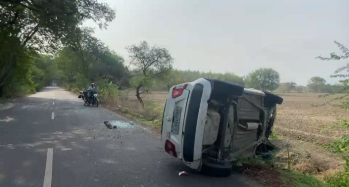 Road Mishap in Savli Road Mishap in Savli