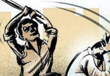 Assault in Bhavnagar: ભાવનગરના કોબડીમાં લોહિયાળ ખેલ, ભાઈનું વેવિશાળ તૂટવાની દાજ રાખી દંપતી અને પુત્રી પર 4 શખ્સોનો ધોકા વડે હુમલો! Assault in Bhavnagar