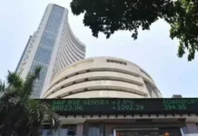 Market Rebound: શેરબજારમાં જોરદાર બાઉન્સબેક: સેન્સેક્સ 791 પોઈન્ટ ઉછળીને 77 હજારની નજીક, નિફ્ટી 24,000ને પાર; IT અને બેન્કિંગ શેરોમાં ધૂમ ખરીદી Market Rebound