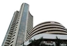 Share Market Updates: શેરબજારમાં કડાકો, સેન્સેક્સ 303 પોઈન્ટ તૂટીને 74,346 પર બંધ, આઈટી શેરોમાં ધોવાણ; જાણો ઘટાડાના 3 મોટા કારણો Share Market Updates