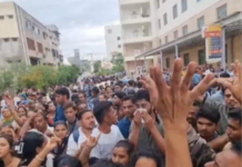 Tragedy at UN Mehta Hospital: યુ.એન. મહેતા હોસ્પિટલમાં ડ્રેનેજ લાઈનની સફાઈ દરમિયાન મોટી દુર્ઘટના, ઝેરી ગેસથી 3 શ્રમિકો ગૂંગળાયા, એકના મોતના આક્ષેપ સાથે 200થી વધુ કર્મચારીઓ હડતાળ પર Tragedy at UN Mehta Hospital