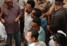 Tragedy in Surat: સુરતના મોલમાં રિકવરી એજન્ટની કરપીણ હત્યા, લોહીલુહાણ હાલતમાં મળ્યો યુવકનો મૃતદેહ Tragedy in Surat
