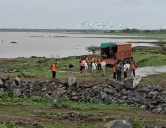 Flood Fury in Gujarat Flood Fury in Gujarat