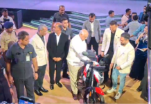 Gujarat Gets New Swadeshi e-Bike: ગાંધીનગર મહાત્મા મંદિર ખાતે મુખ્યમંત્રી ભૂપેન્દ્ર પટેલના હસ્તે મેડ ઇન ઇન્ડિયા ‘એવોર ઈ-બાઈક’નું લોન્ચિંગ Gujarat Gets New Swadeshi e-Bike