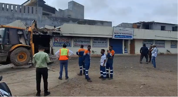 Jetpur Encroachment Drive