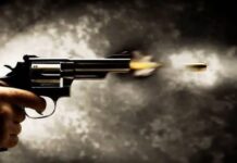 Vadodara Firing Case: વડોદરા ફાયરિંગ કાંડમાં મોટો ખુલાસો, દારૂની મહેફિલમાં બબાલ બાદ નબીરાઓએ હવામાં ગોળીઓ ધરબી, ૨૦૦ મીટર દૂર ફ્લેટના ડ્રોઈંગ રૂમ સુધી બુલેટ પહોંચી! Vadodara Firing Case