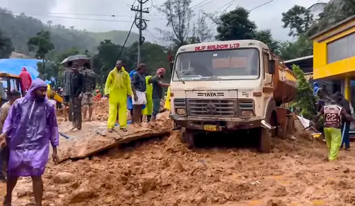 Tragedy Re-visits Wayanad Tragedy Re-visits Wayanad