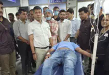 Sensational Incident in Ahmedabad: ક્રાઈમ બ્રાન્ચની ટીમ પર હુમલો, પૂછપરછ દરમિયાન આરોપીએ JCP શરદ સિંઘલ પર છરી ફેરવી, વળતા પ્રહારમાં પગમાં મારી ગોળી Sensational Incident in Ahmedabad