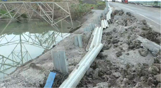 Gujarat-Surat Expressway Blocked